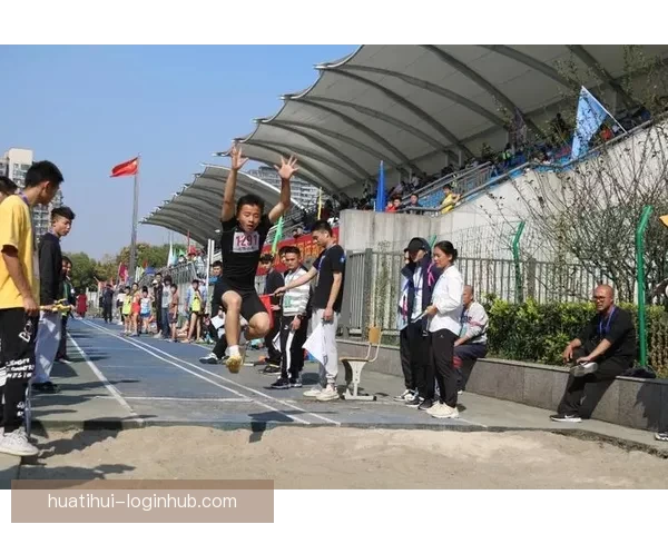 克林根赞穆林斯为大场面球员 称康大永远拼搏至最后一刻